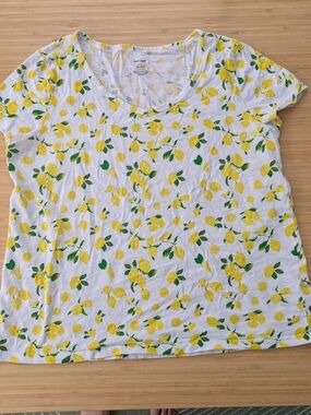 Lord & Taylor Lemon Tee